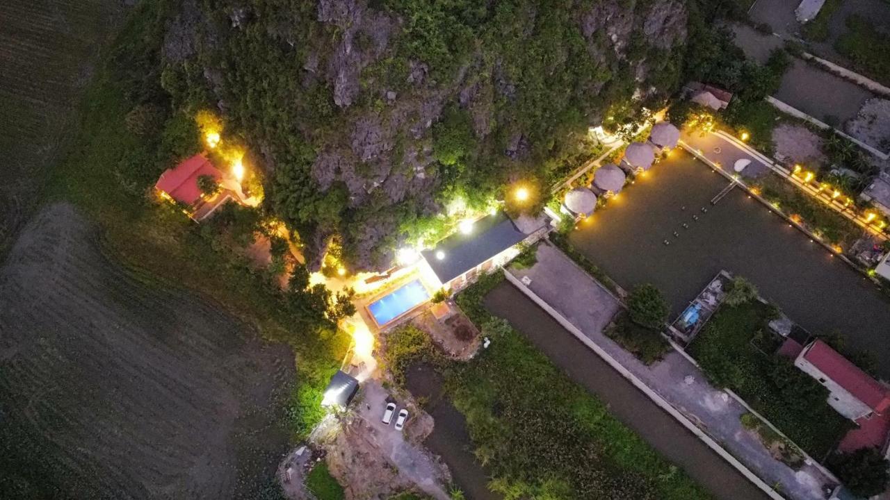 Отель Chay Mountain Retreat Ниньбинь Экстерьер фото