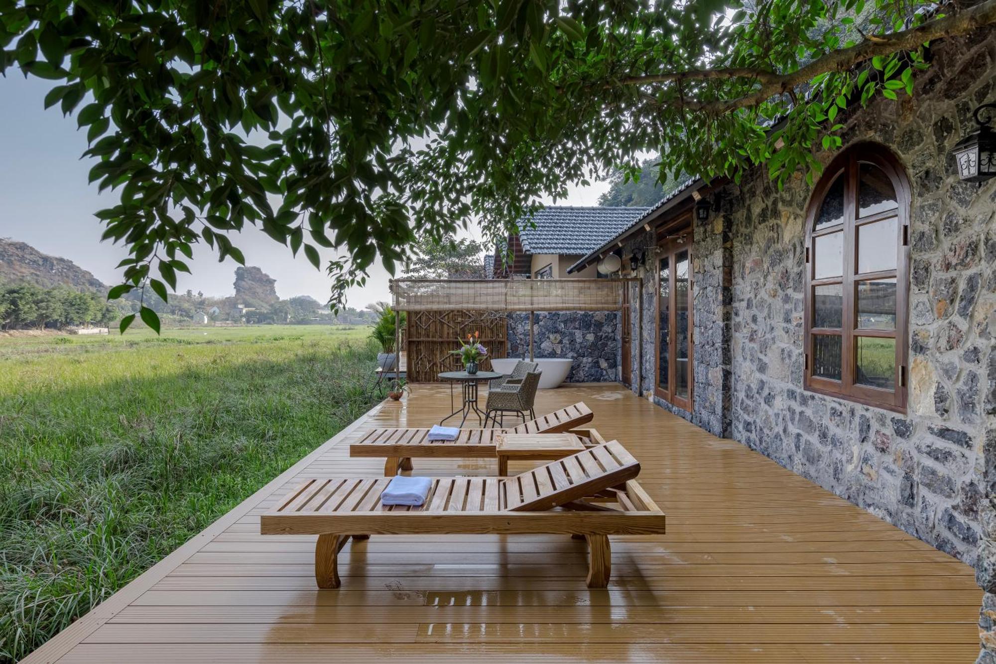 Отель Chay Mountain Retreat Ниньбинь Экстерьер фото